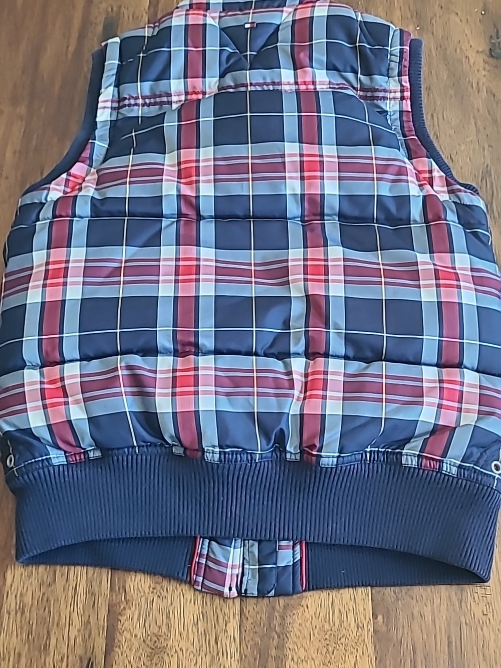 Tommy Hilfiger Navy Blue Boys Winter Vest Size 12.  Like New - Picture 5 of 5